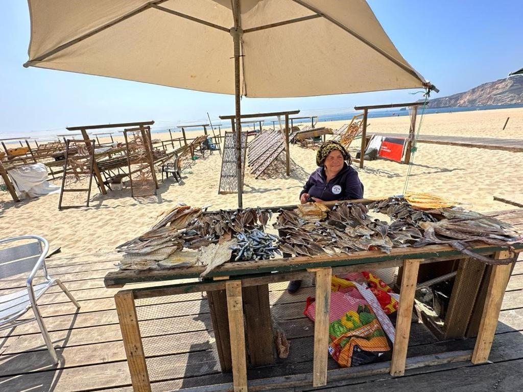 100 Meters From The Beach! Rua Da Paz 나자레 외부 사진